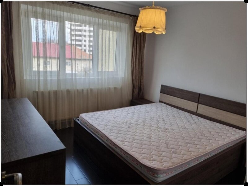 Pipera zona rond OMV inchiriez ap 3 camere 75mp